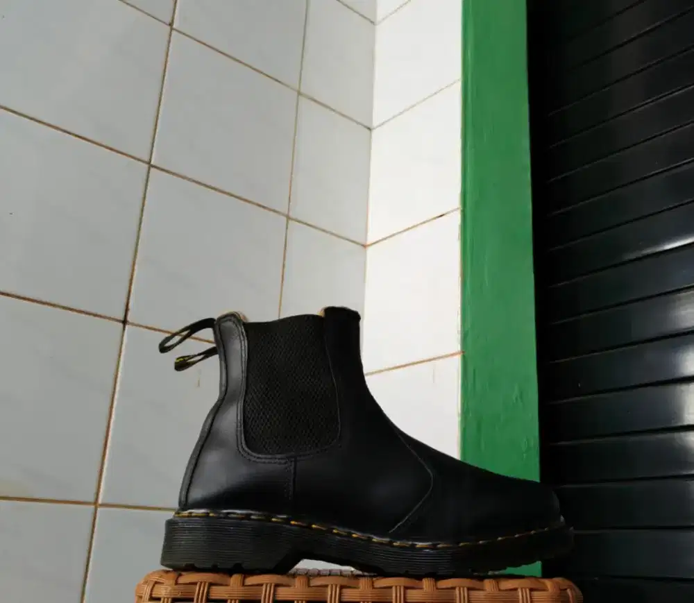 Docmart chelsea size 41 original