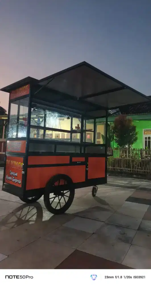 Jualan Fried Chicken