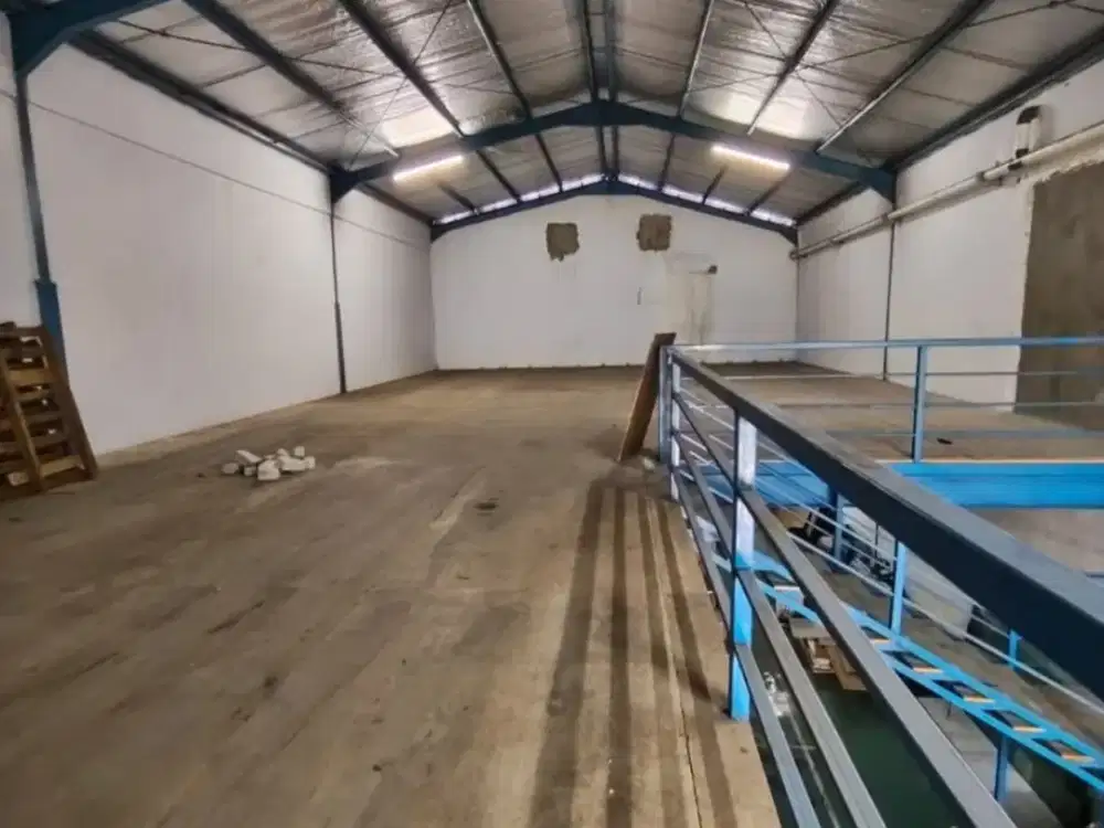 Dijual Gudang Gandeng Siap Pakai di Kawasan Pergudangan Niaga Terpadu Daan Mogot Tangerang Banten