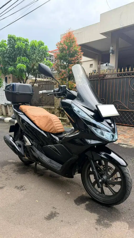Honda PCX 150cc 2018 + BONUS