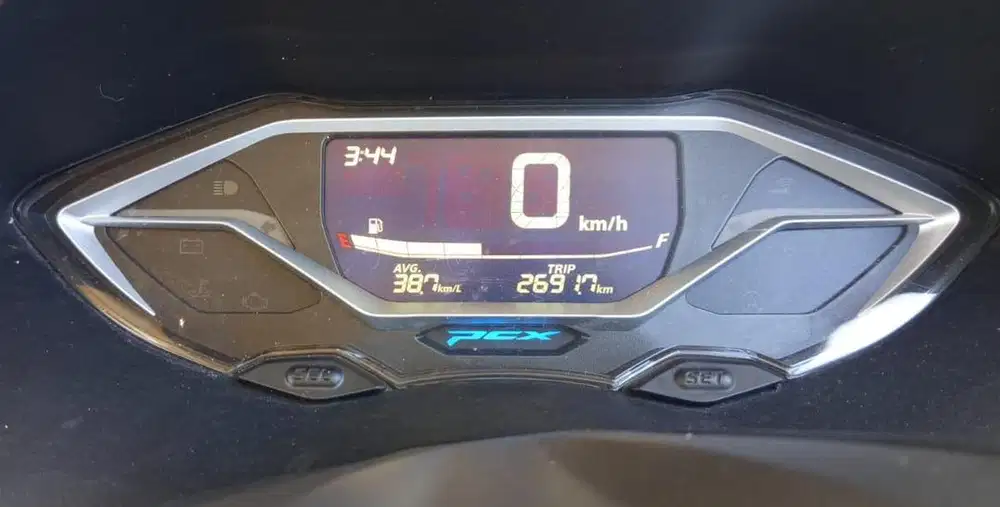 Dijual Honda PCX CBS 2025 low KM