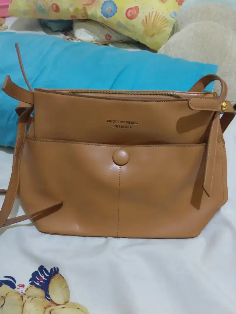 Sling Bag Jims Honey