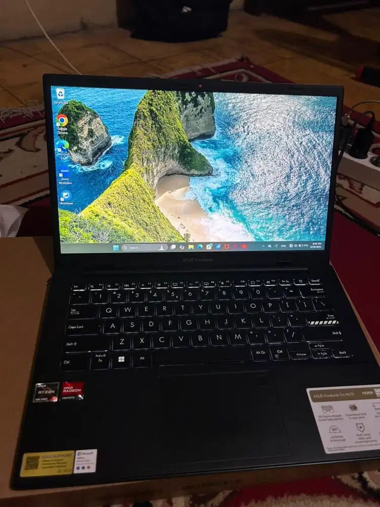 LAPTOP ASUS VIVOBOOK GO 14/15 E1404F SLIM RYZEN 3 (7000Series)