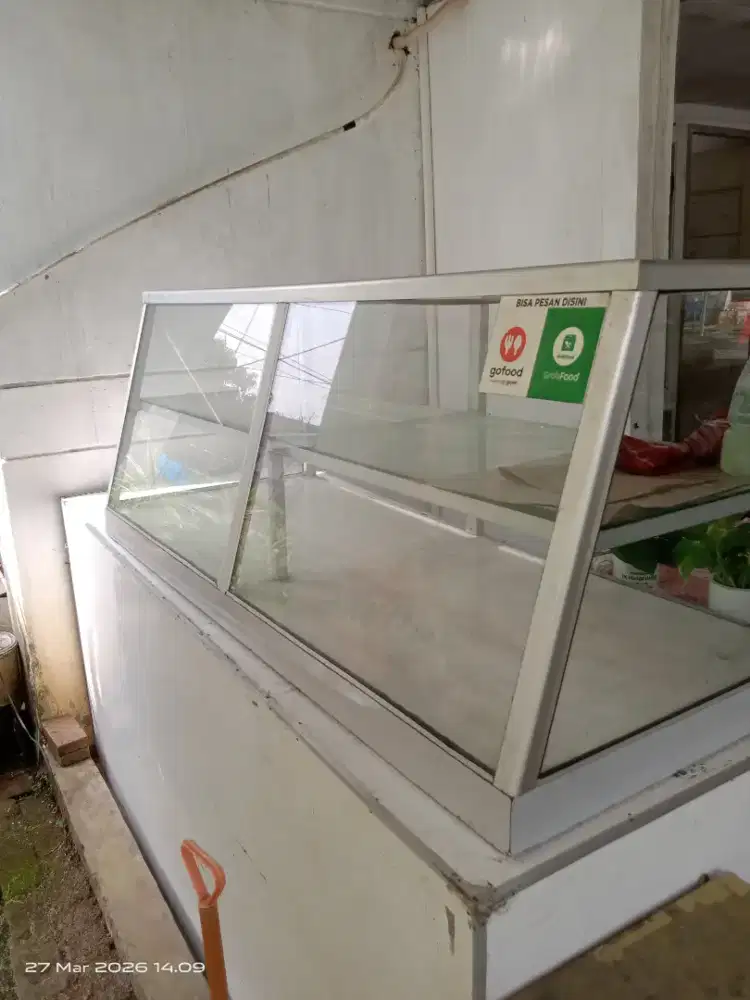Meja Etalase Kaca ex Warteg