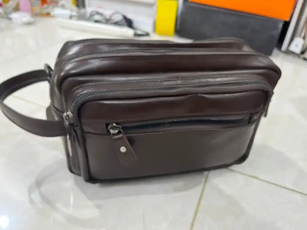 Jual tas selempang pria bahan kulit bisa jadi handbag dan clutch
