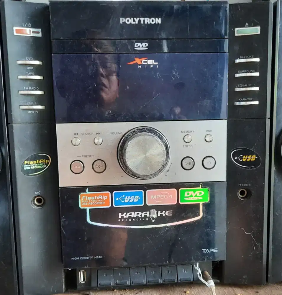Polytron hifi compo.  Di jual segera