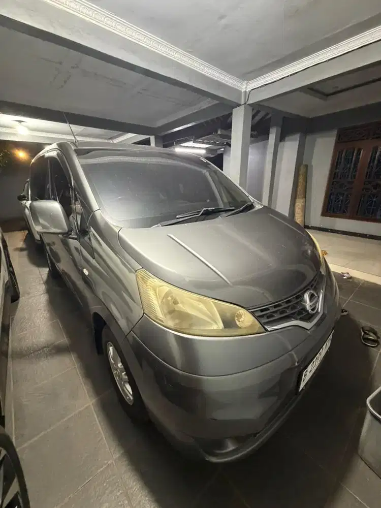 Nissan Evalia SV 2013