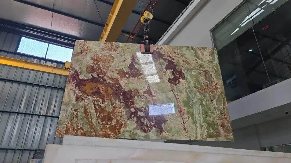 Onix green jade marmer dinding onix