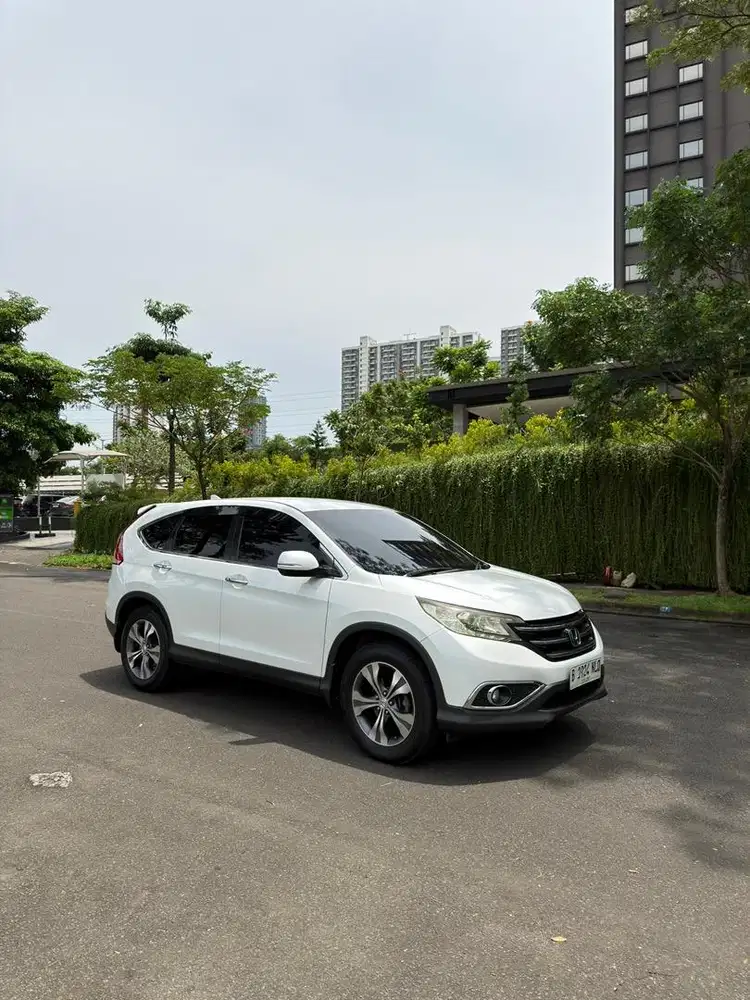 CRV 2.4 Prestige 2012 Putih