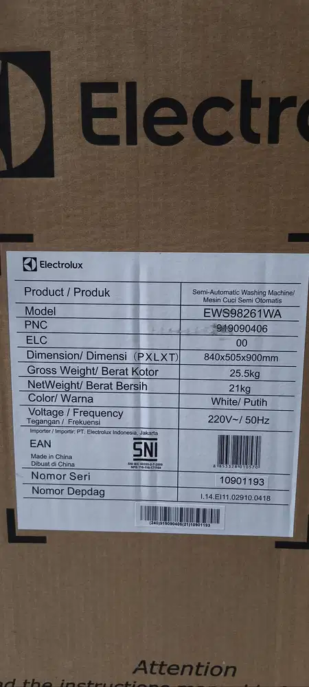 Mesin cuci baru belum pernah dipakai