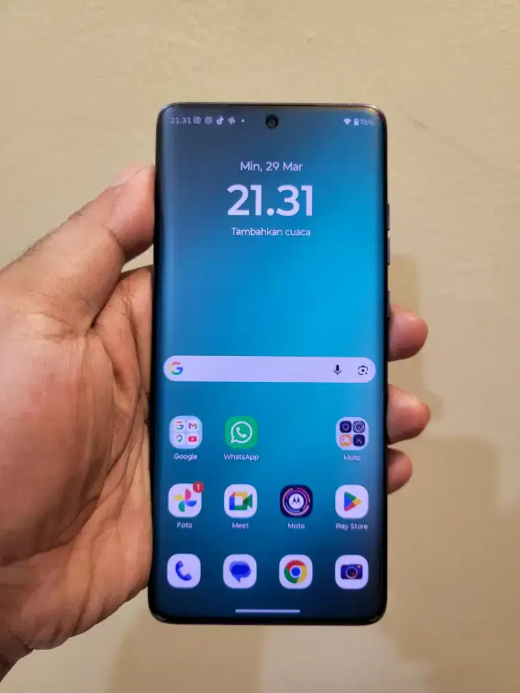 Motorola edge 60 fusion Ram 12GB/256GB lengkap mulus garansi panjang