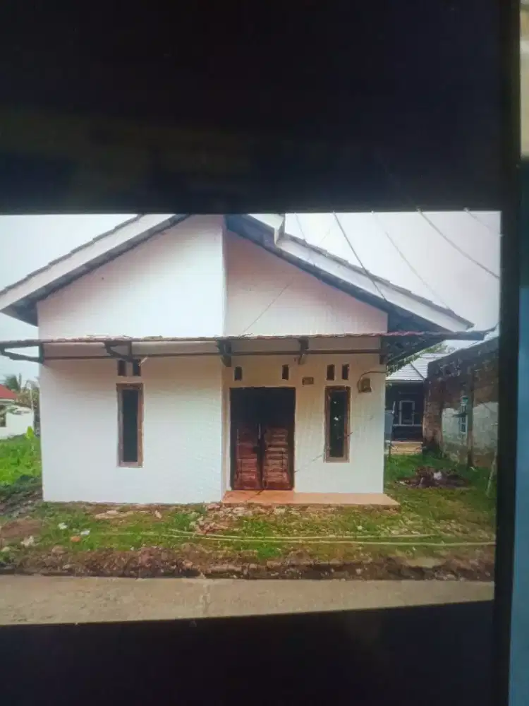 Dijual tanpa perantara untuk keluar kecil bahagia