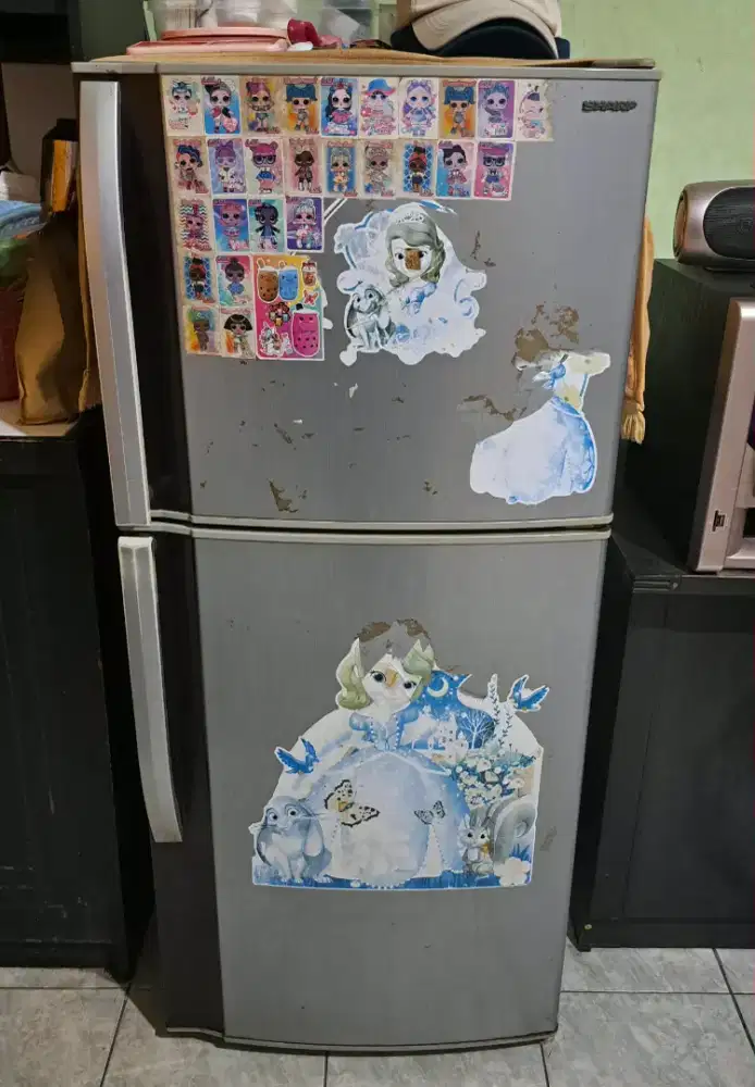 KULKAS SHARP  2 PINTU