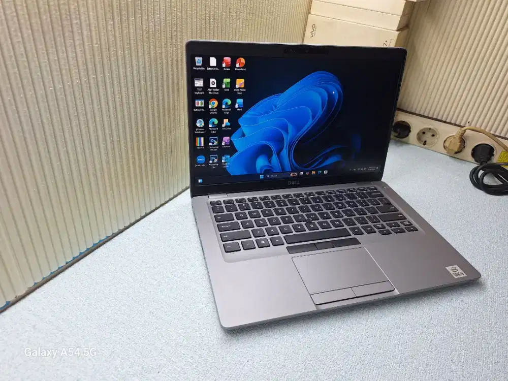 laptop siap pakai no minus all normal