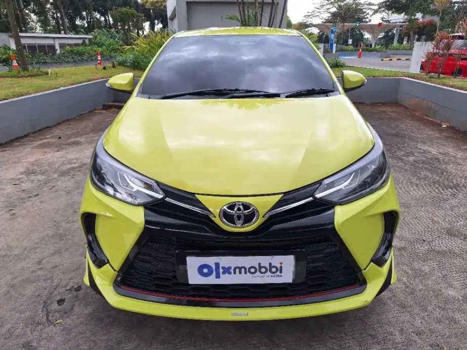 LOW DP Toyota Yaris 1.5 S Bensin-AT 2021 6UM