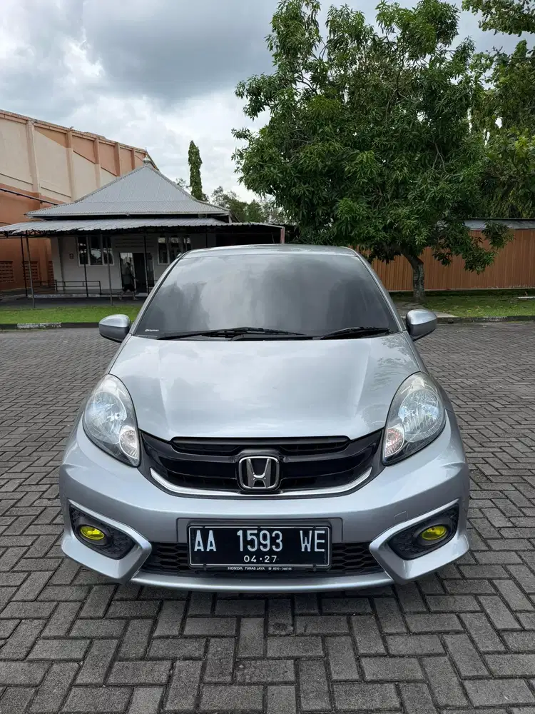 Honda brio matic 2017 tgn pertama plat AA