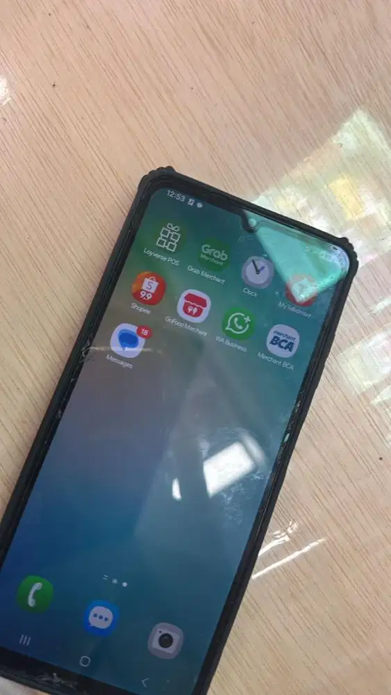 Handphone Samsung A06