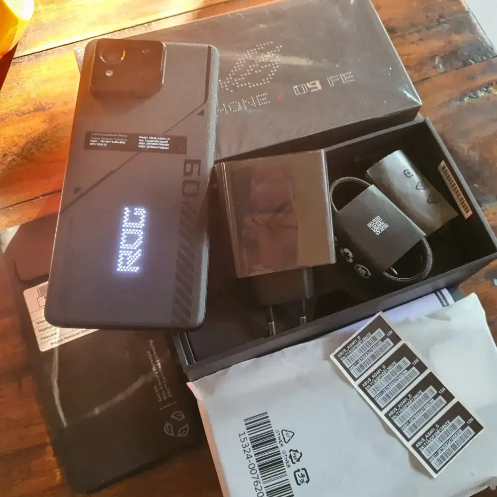 Asus ROG Phone 9 FE 12/256 GB Like New ROG 9 FE Garansi Panjang Resmi