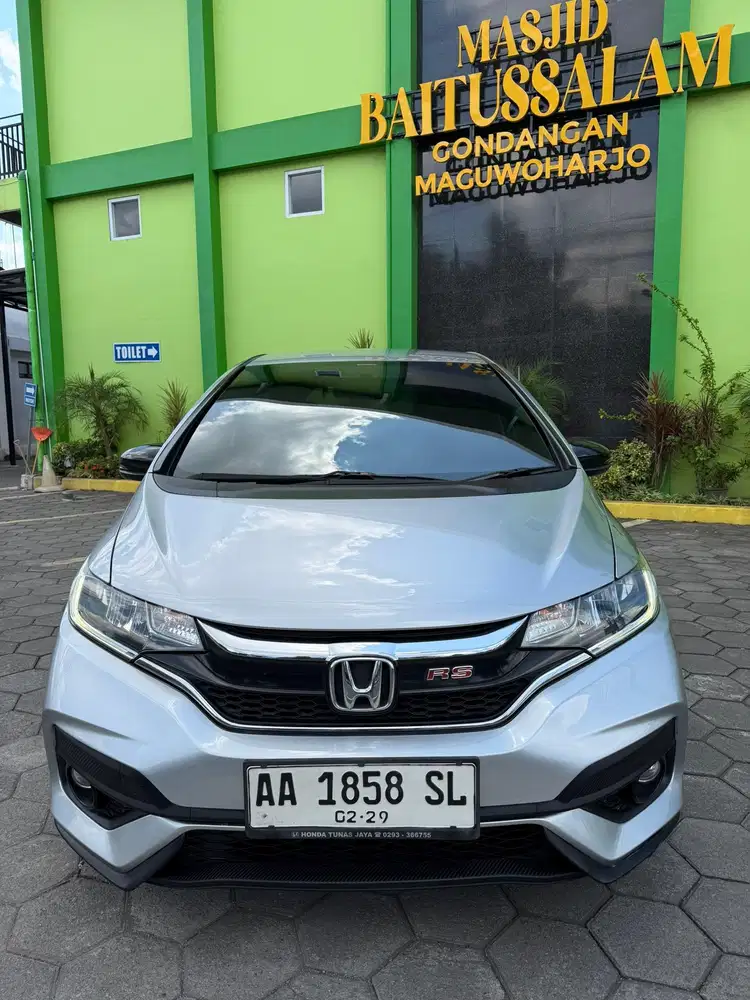 Jazz rs matik 2018 tangan pertama pajak on setahun lebih mei 2027