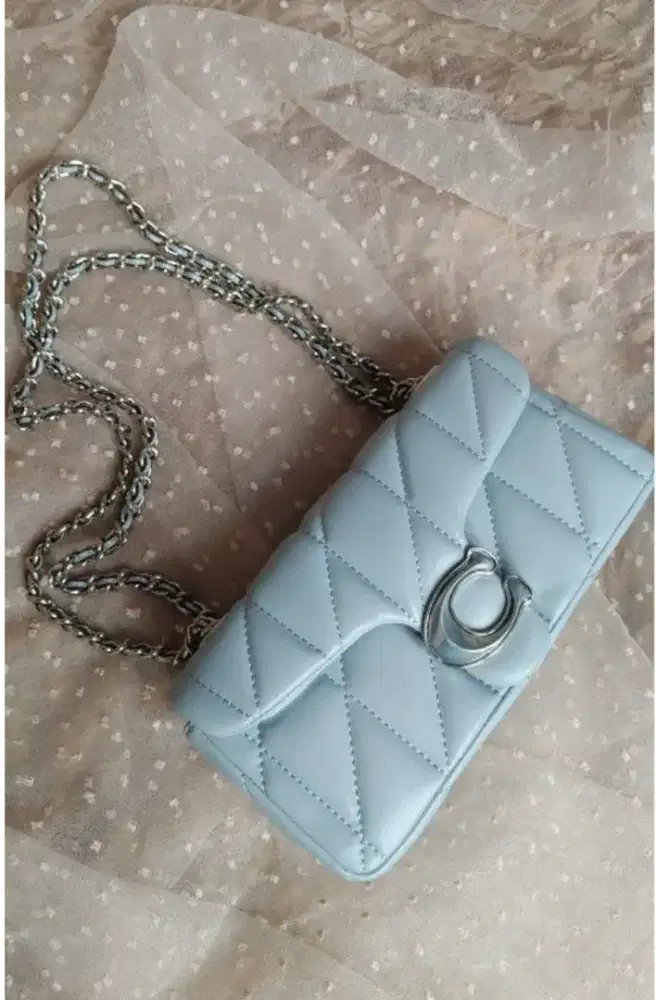 COC Tabby Shoulder Bag 20 with Quilting