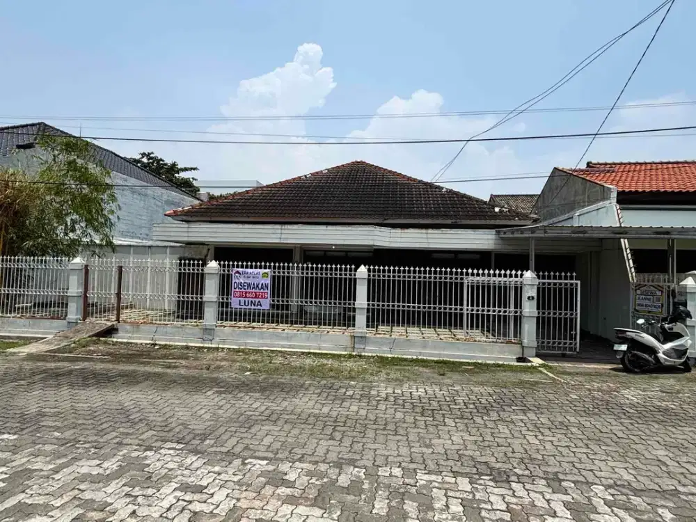 Disewakan rumah lokasi strategis dekat akses bandara Ahmad Yani Semarang