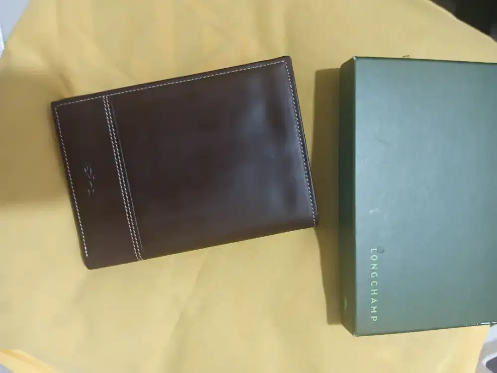 Dijual Dompet Longchamp For Man