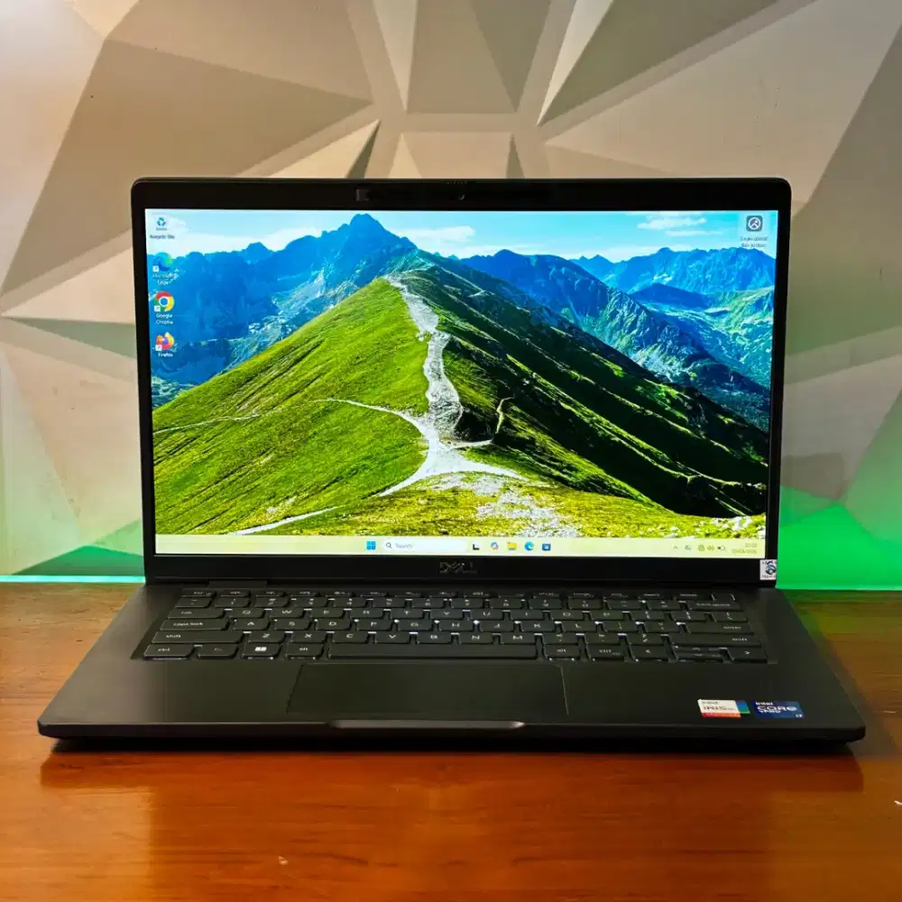 DELL LATITUDE 7320 CARBON
CORE I7-1185G7 RAM 16GB SSD 512GB