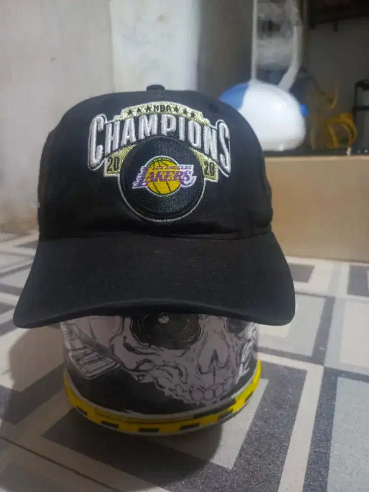 Topi New Era 9TWENTY Los Angeles Lakers NBA Champions 2020 Dad Hat