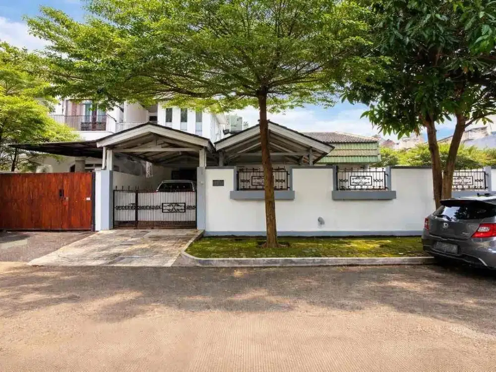 Rumah Luas Cinere berlokasi dalam komplek one gate system dekat nempel pintu tolkrukut