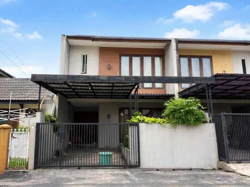 Rumah Komplek One Gate System Cinere Dekat Pintu Tol Harga Terbaik.