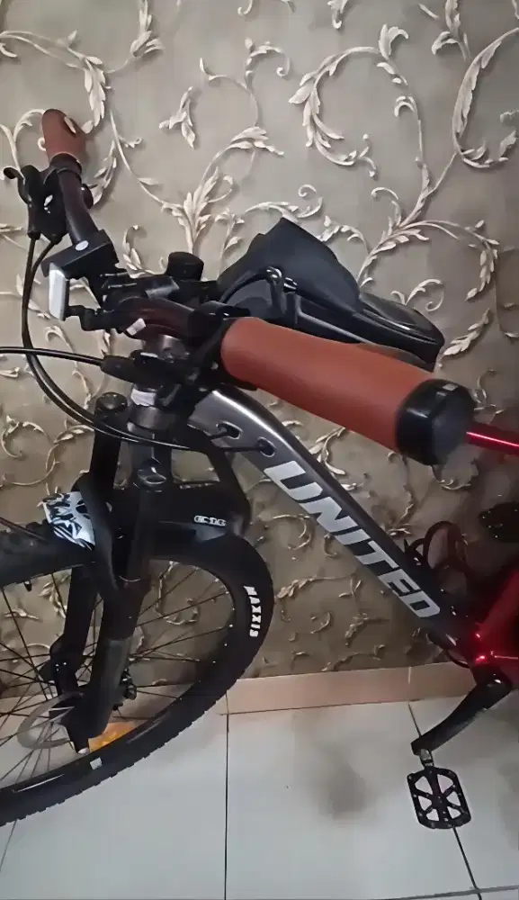 MTB UNITED CLOVIS 5.10 UK M, 29