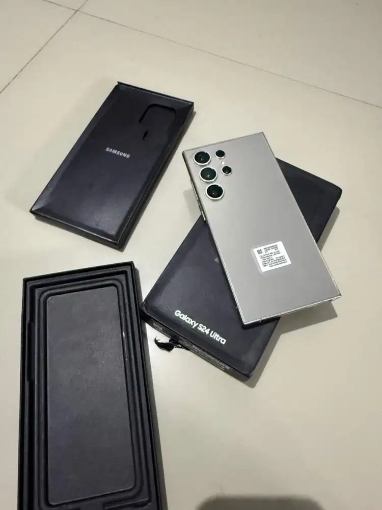 galaxy s24 ultra 12 256 gb sein like new