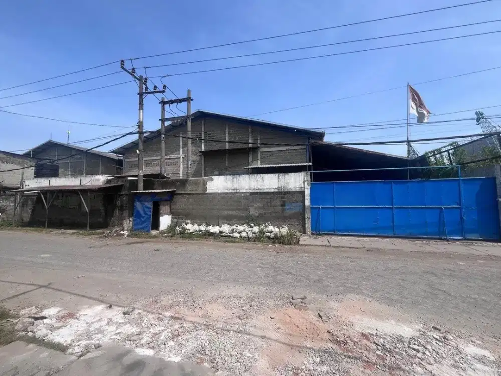 Margomulyo Indah Gudang Siap Pakai. Ada Halaman Sendiri.