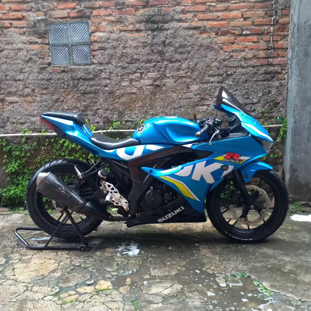 gsx 150 tahun 2017 Plat D