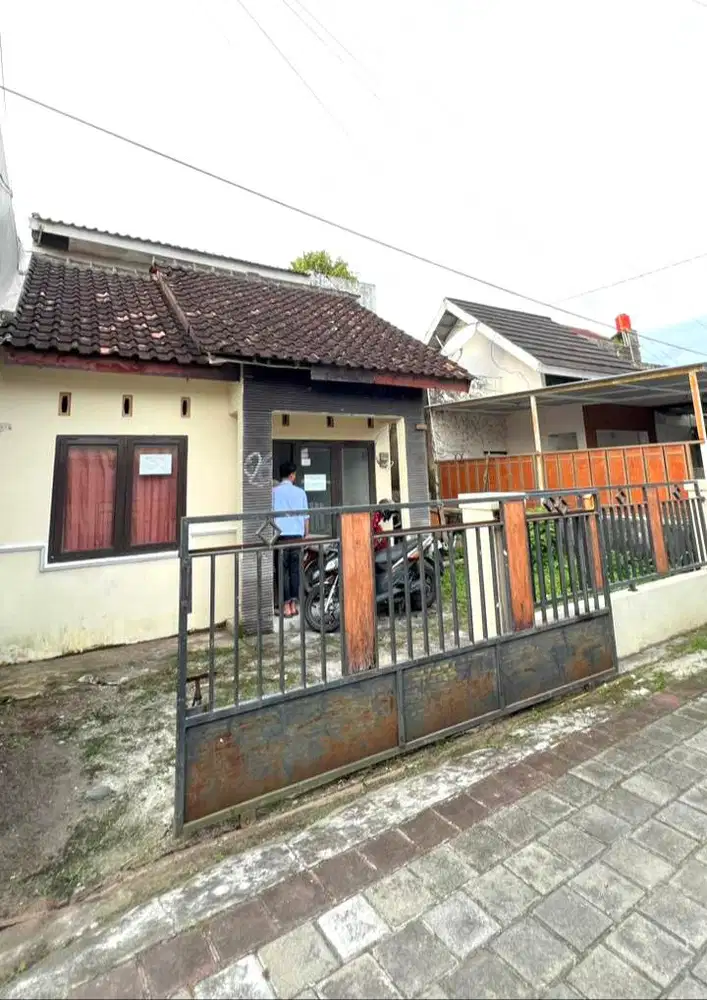 Rumah Strategis Harga Ekonomis dekat Jalan Pleret