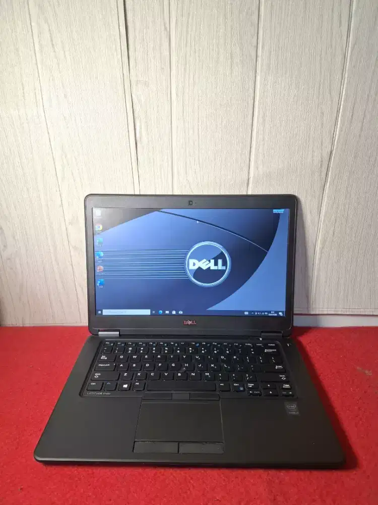 Dell Latitude E7450 Core i5 Gen5 Ram8Gb Hdd500Gb Siap Pakai