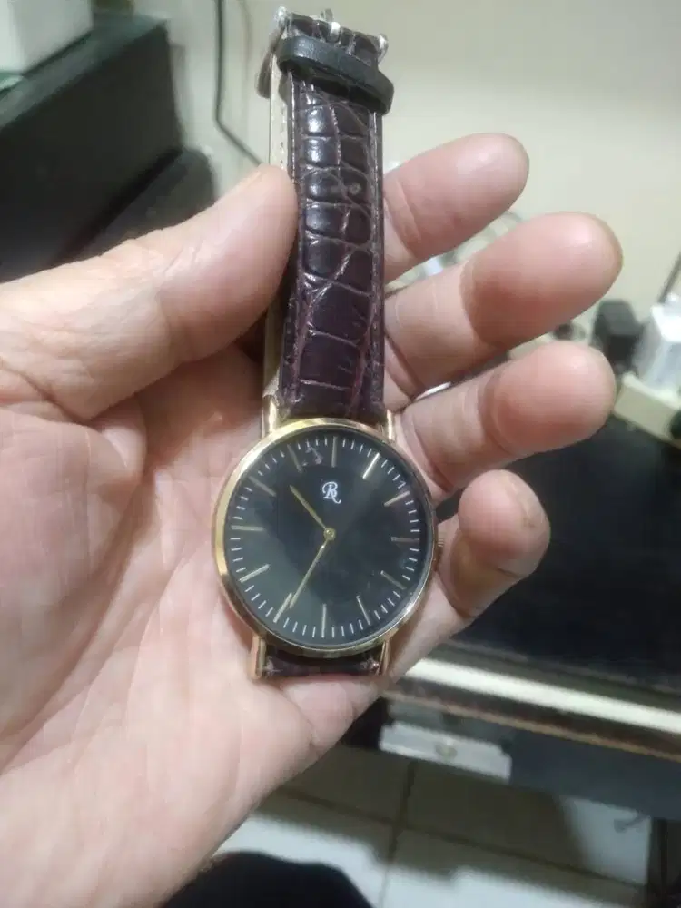 jam tangan RC, kondisi seperti baru,normal
