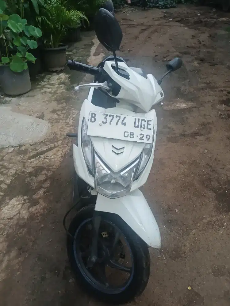 Beat Matic 2014 Putih