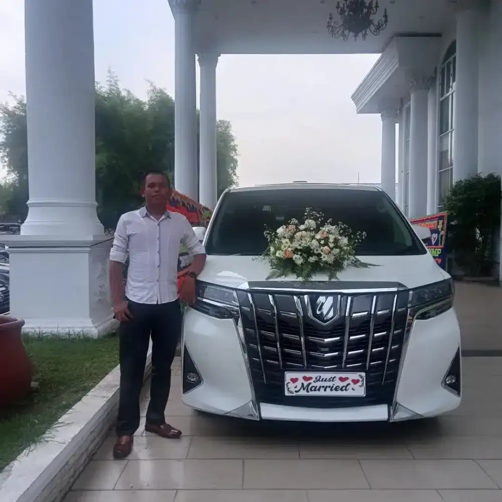 Saya sedang mencari pekerjaan di bidang driver