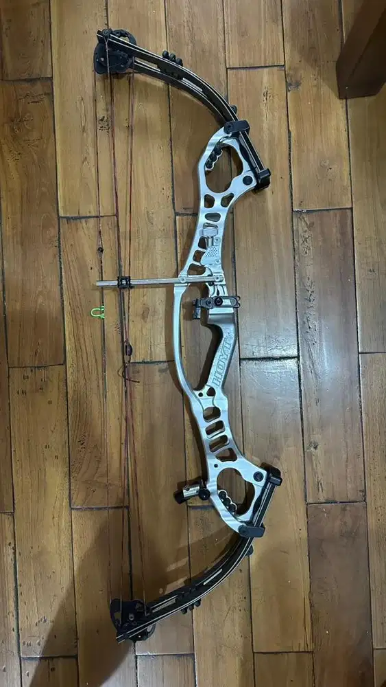 Busur Panah Compound Hoyt Podium X Elite 37