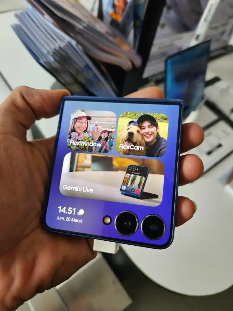 SAMSUNG Z FLIP 7 DISKON 2 JUTA DAN BONUS GIFT SENILAI 3 JUTA