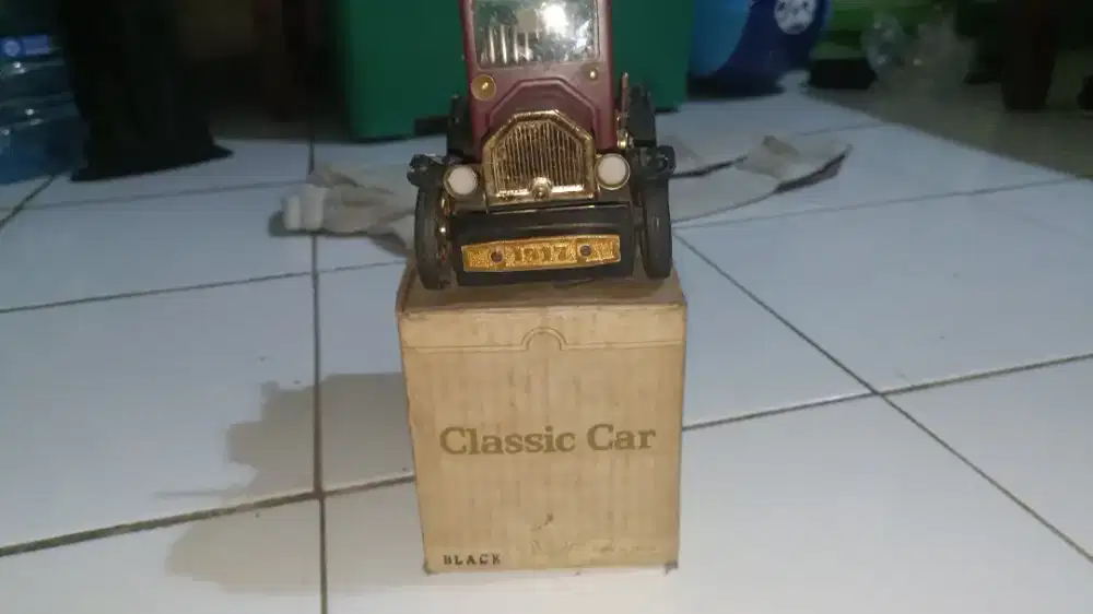 Vintage Table Lighter & Dispenser Rokok Mobil Ford 1917 Made in Japan