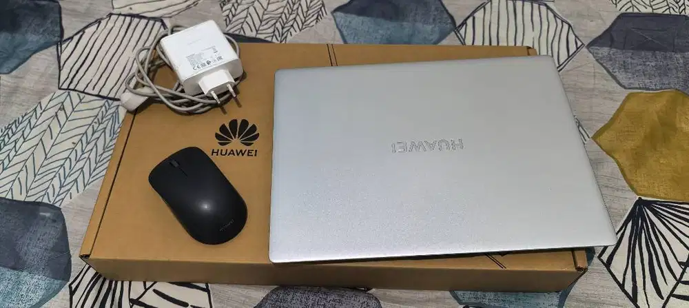 HUAWEI MateBook D 14 2024 i5 Gen 13 16+512GB Garansi Panjang 2027