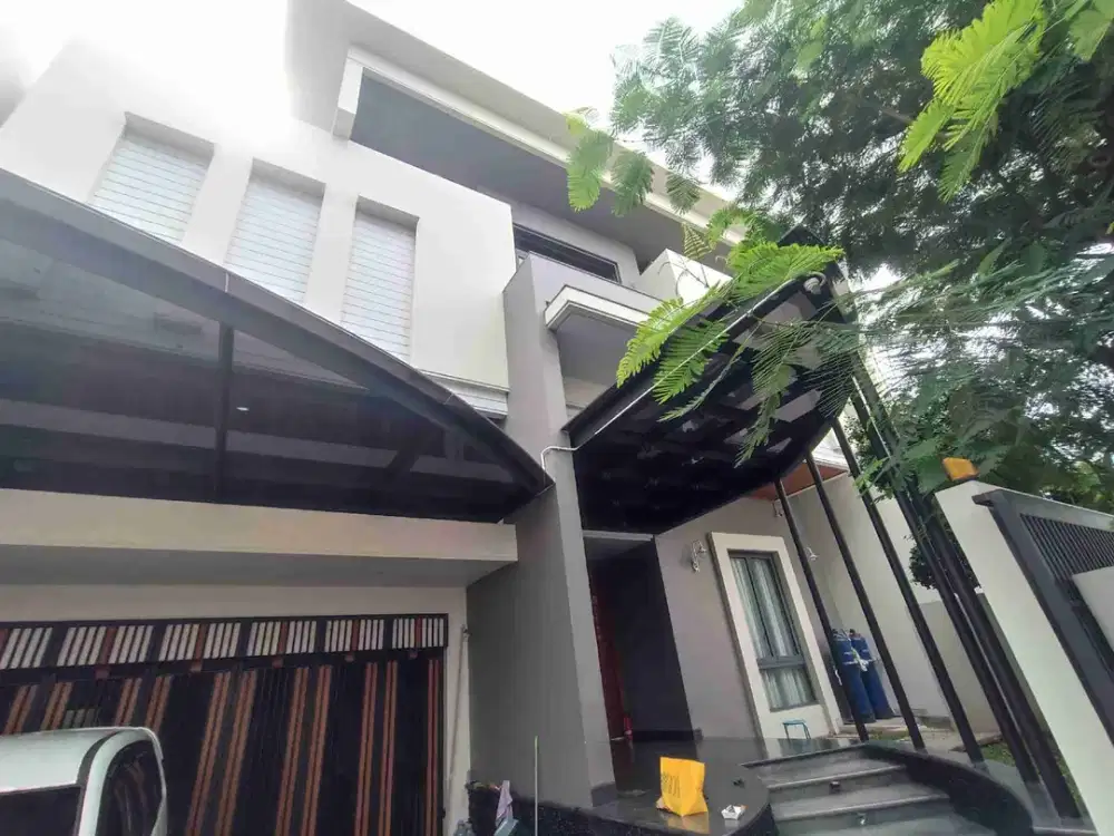 Rumah 2 Lantai Modern Luxury 100 Meter Jl.Ahmad Yani Jantung Kota Semarang