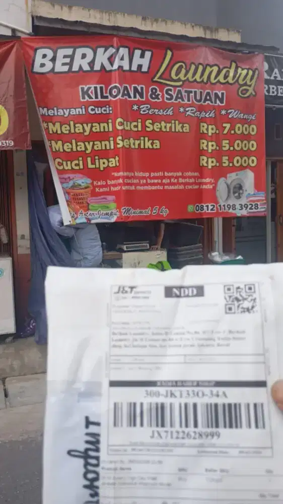 Laundry khusus setrika uap