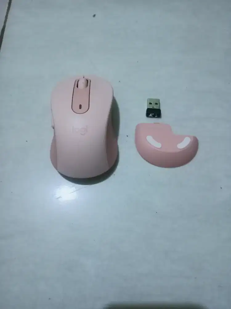 LOGITECH SIGNATURE M650 mouse wireless bluetooth silent