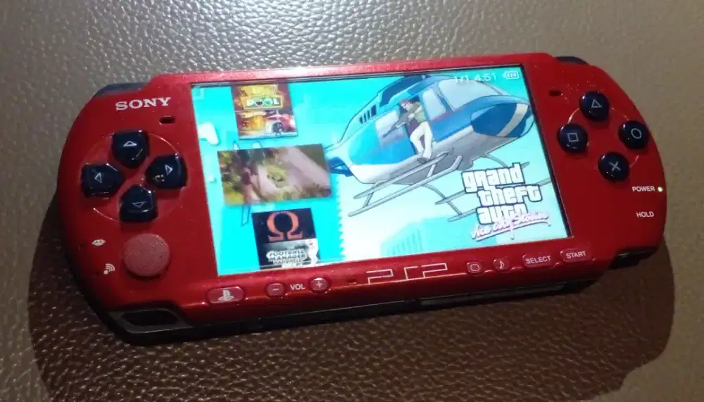 Psp sony 3000 red ferari keren fulll games memory ada game ps1