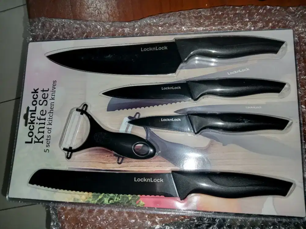 Pisau / knife set merek LocknLock baru.