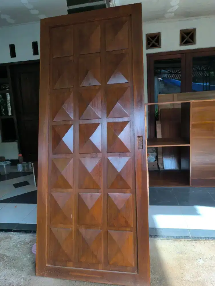 Daun pintu minimalis