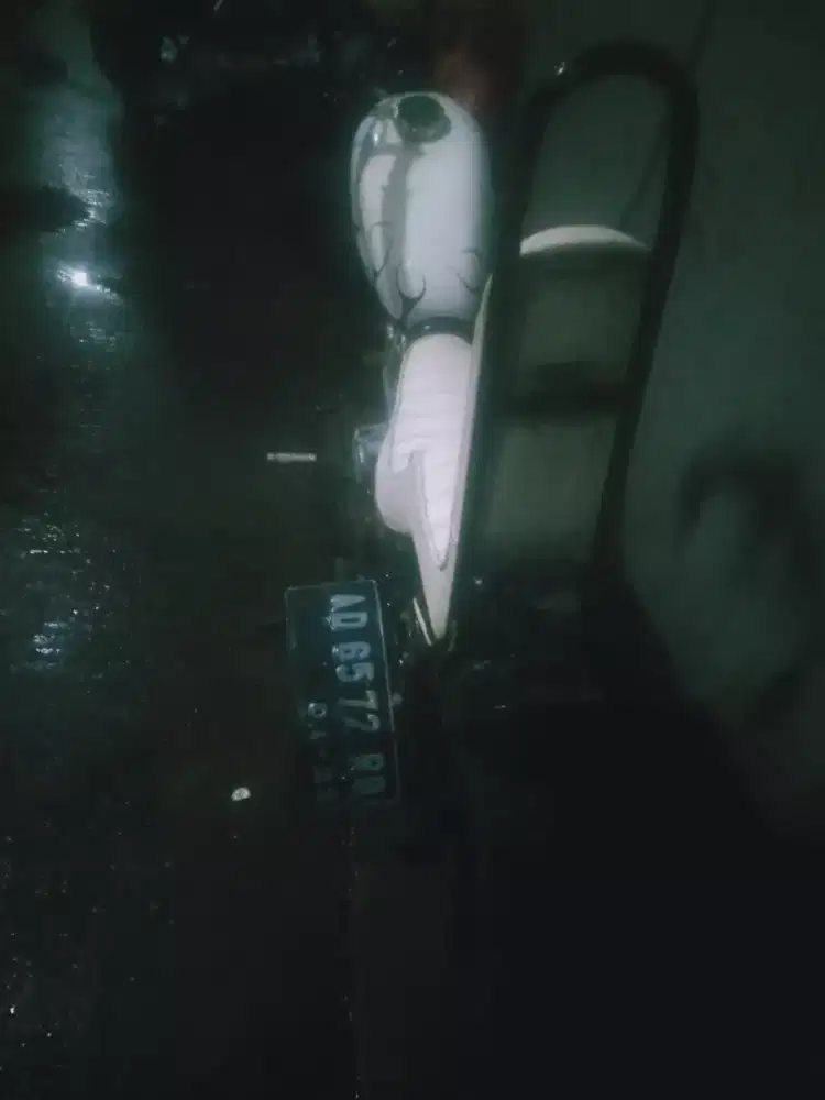 jual ni motor chopper king and queen Rp 12'5 kumplit ..